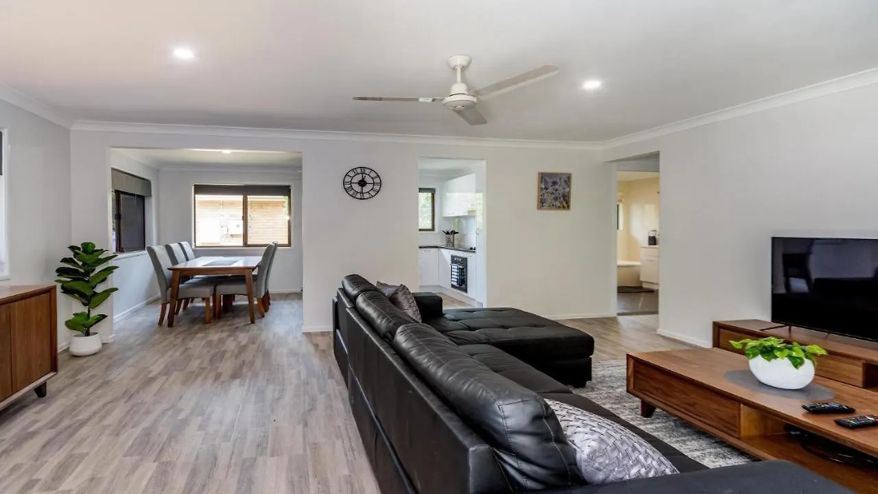 Willa Freshly Revovated Dog Friendly House Walking Distance To Waterfront! Bellara