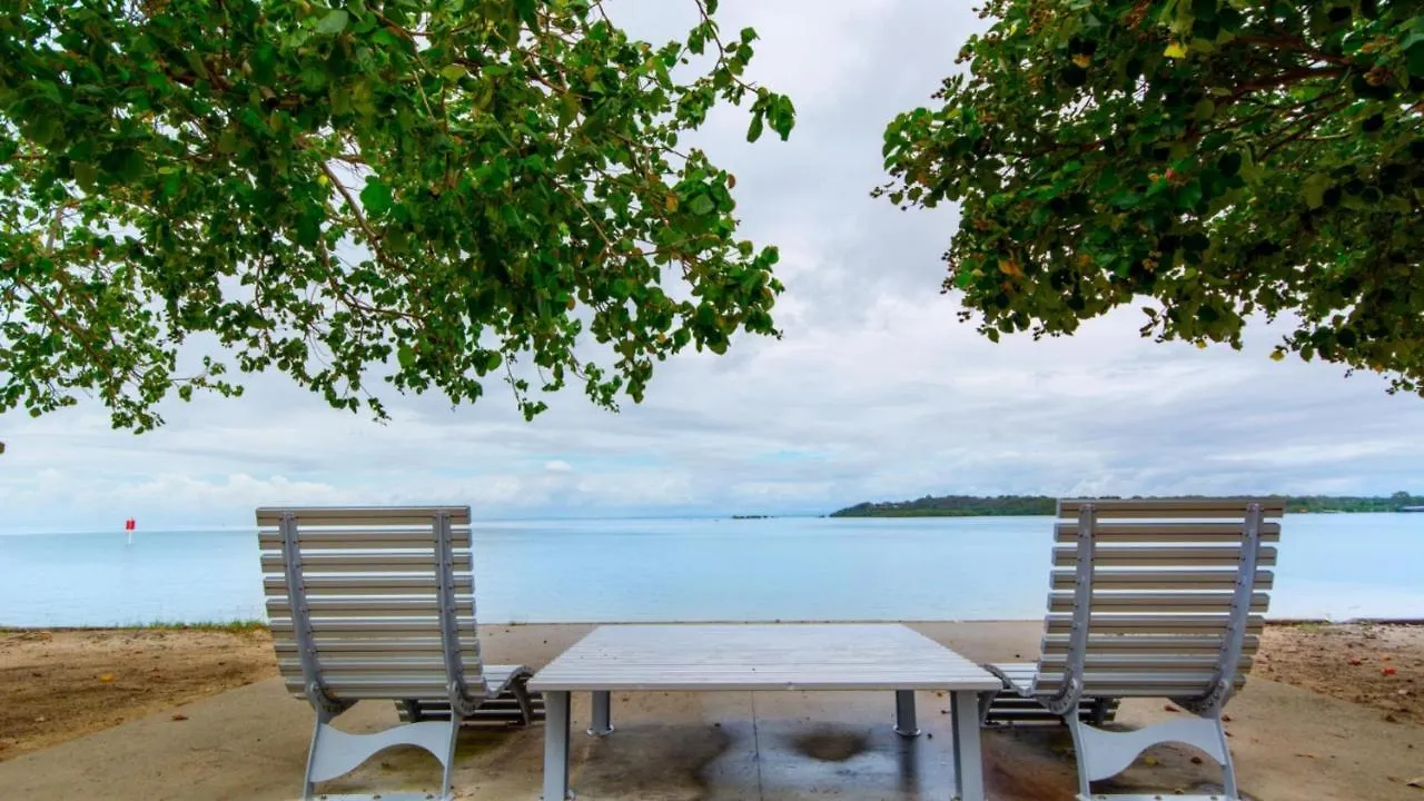 Willa Freshly Revovated Dog Friendly House Walking Distance To Waterfront! Bellara 0*,  Australia